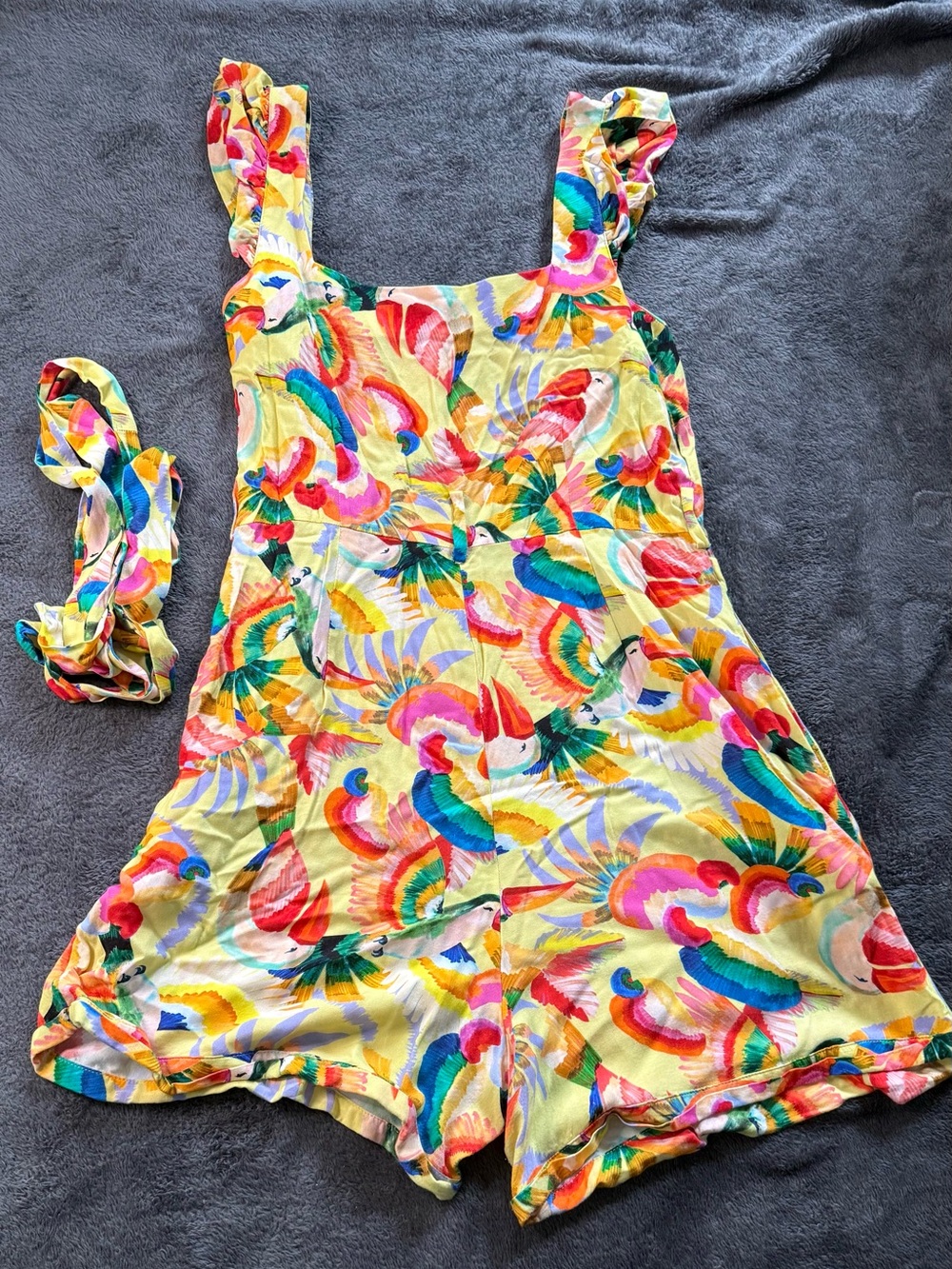 Farm rio - Anthropolgie - Yellow Tropical Print Romper - Picture 5 of 16